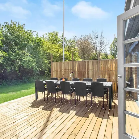 5 Bedroom Lovely In 펜션 *