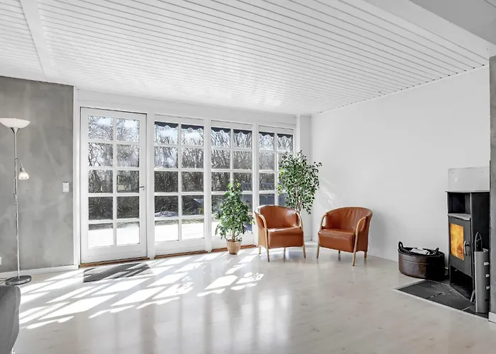 Feriehus 5 Bedroom Lovely In *