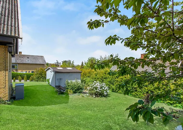 5 Bedroom Lovely In Feriehus *